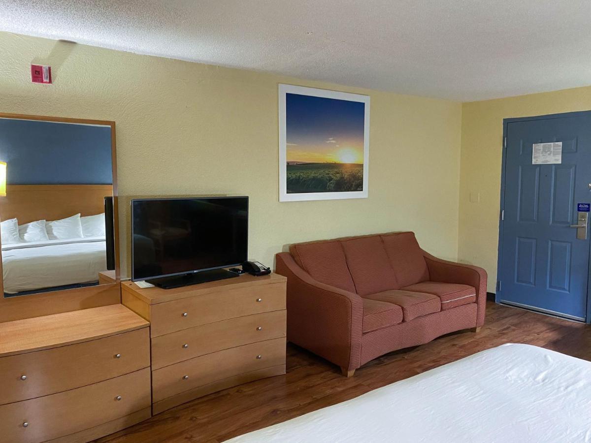 Motel 6 Savannah Ga Gateway & I95 Extérieur photo
